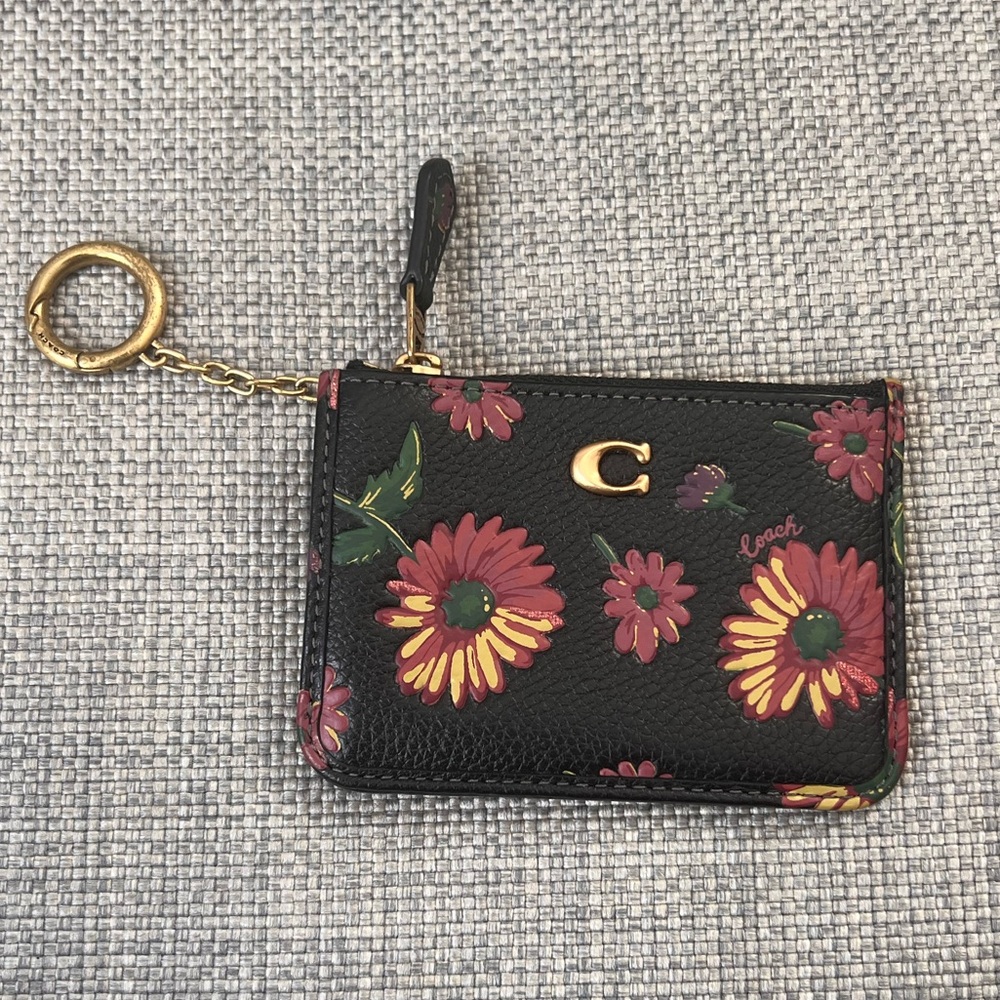 Coach Floral Essential Mini ID Card Case